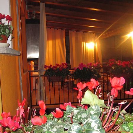 프라스치네토 Montagne Rocciose B&B 외부 사진