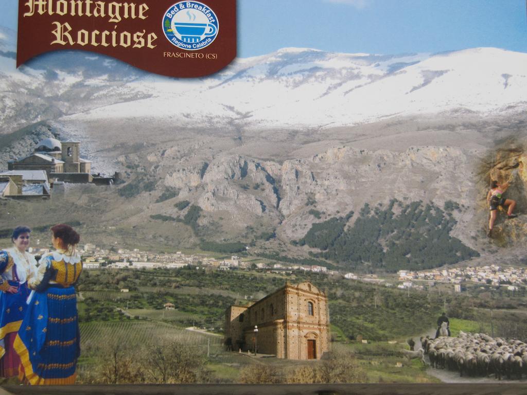 프라스치네토 Montagne Rocciose B&B 외부 사진