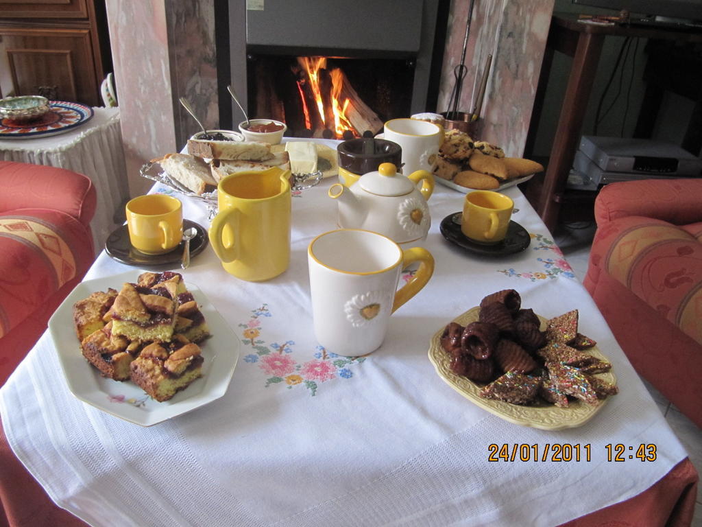 프라스치네토 Montagne Rocciose B&B 외부 사진
