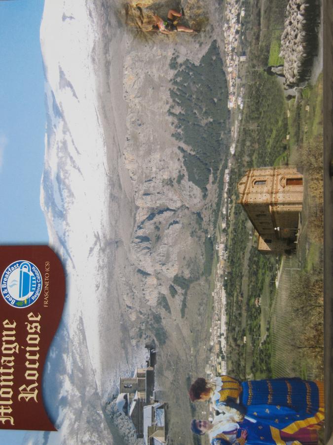 프라스치네토 Montagne Rocciose B&B 외부 사진
